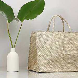 Handwoven Mengkuang Bag True Classic