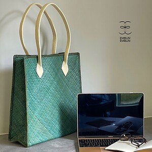 Handwoven Mengkuang Bag Square V4