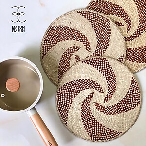 Handwoven Mengkuang Placemats Round