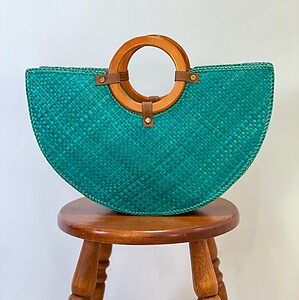 Handwoven Mengkuang Bag Halfmoon with Wooden Handle V2