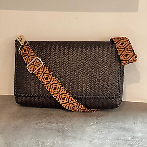 Handwoven Mengkuang Sling Bag Medium V2