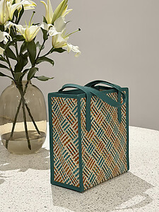 Handwoven Mengkuang Lunch Bag