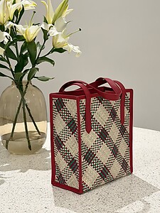 Handwoven Mengkuang Lunch Bag