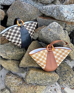 Handwoven Mengkuang Oval Wooden Handle