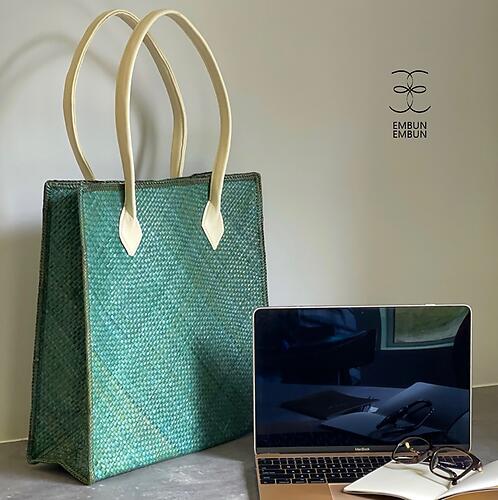 Handwoven Mengkuang Bag Square V4