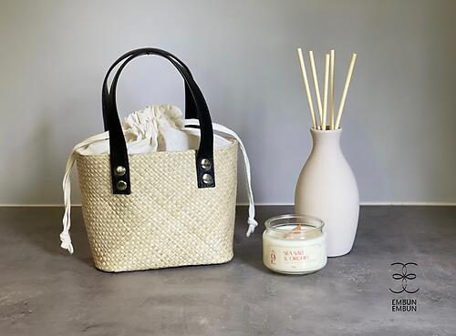 Handwoven Mengkuang Bucket Oval