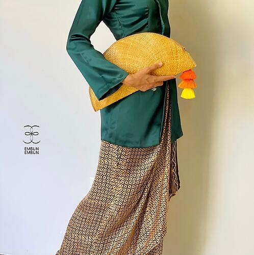 Handwoven Mengkuang Clutch Clam V2