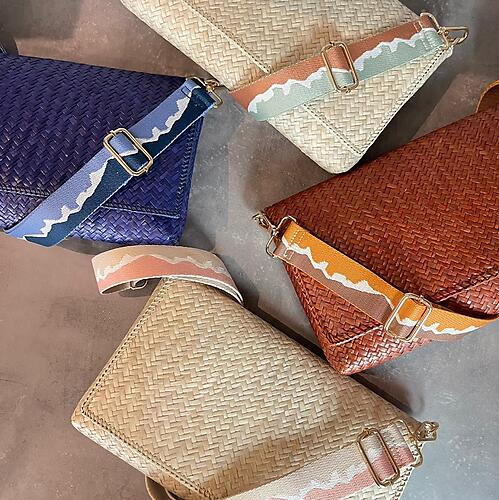 Handwoven Mengkuang Sling Bag Medium